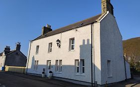Dunvegan House